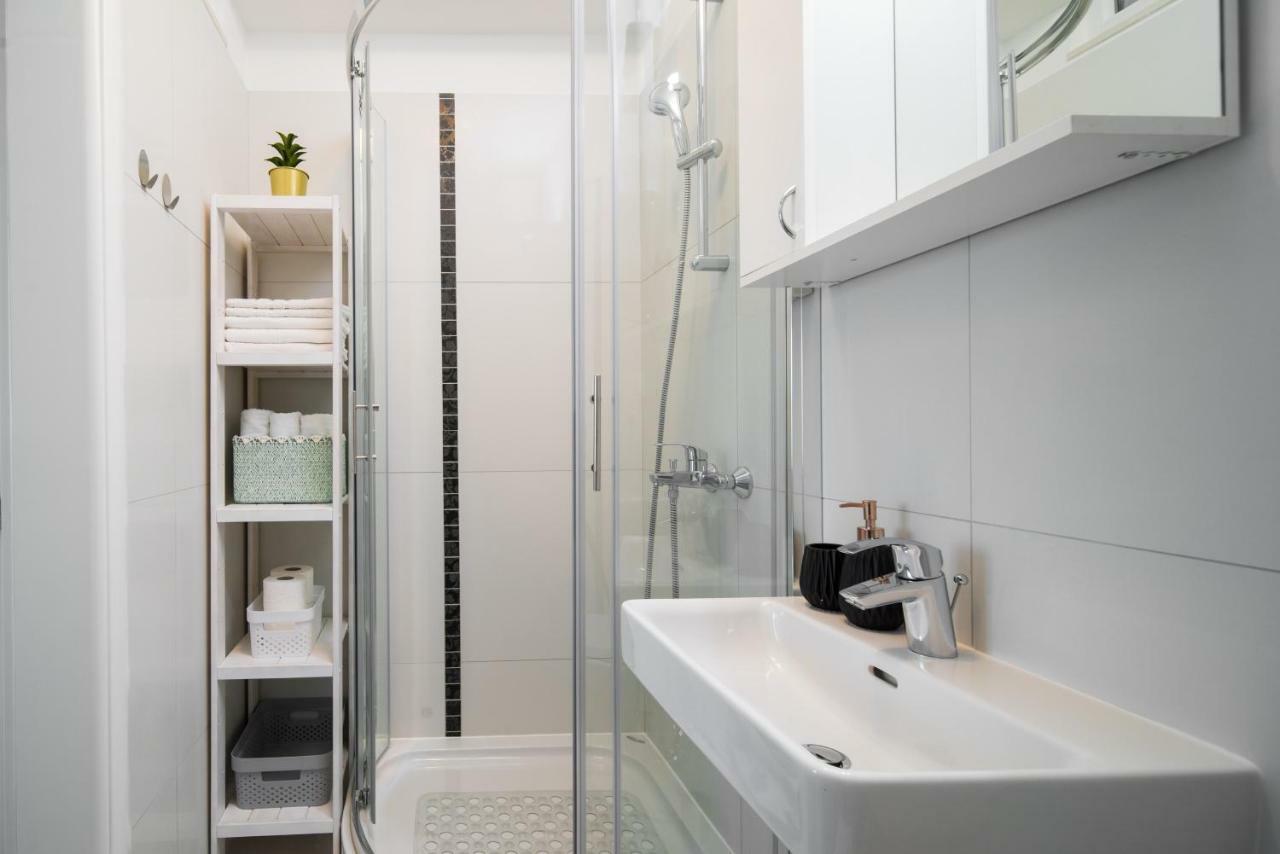 Lotus Apartman Split Luaran gambar